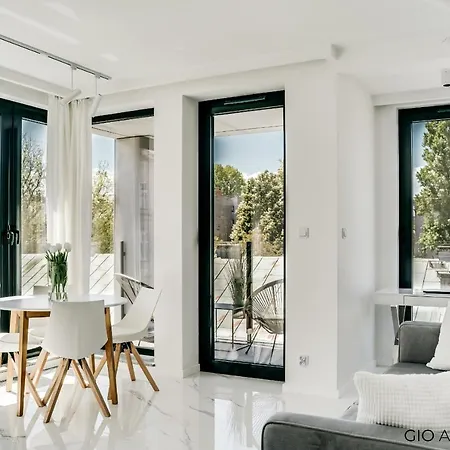 Old Town - Rajska Signature Suites By Gio Loft * קרקוב