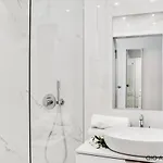 Luxury Apartments Ac Workspace 5 Min To Main Square By Gio Loft Apartamento